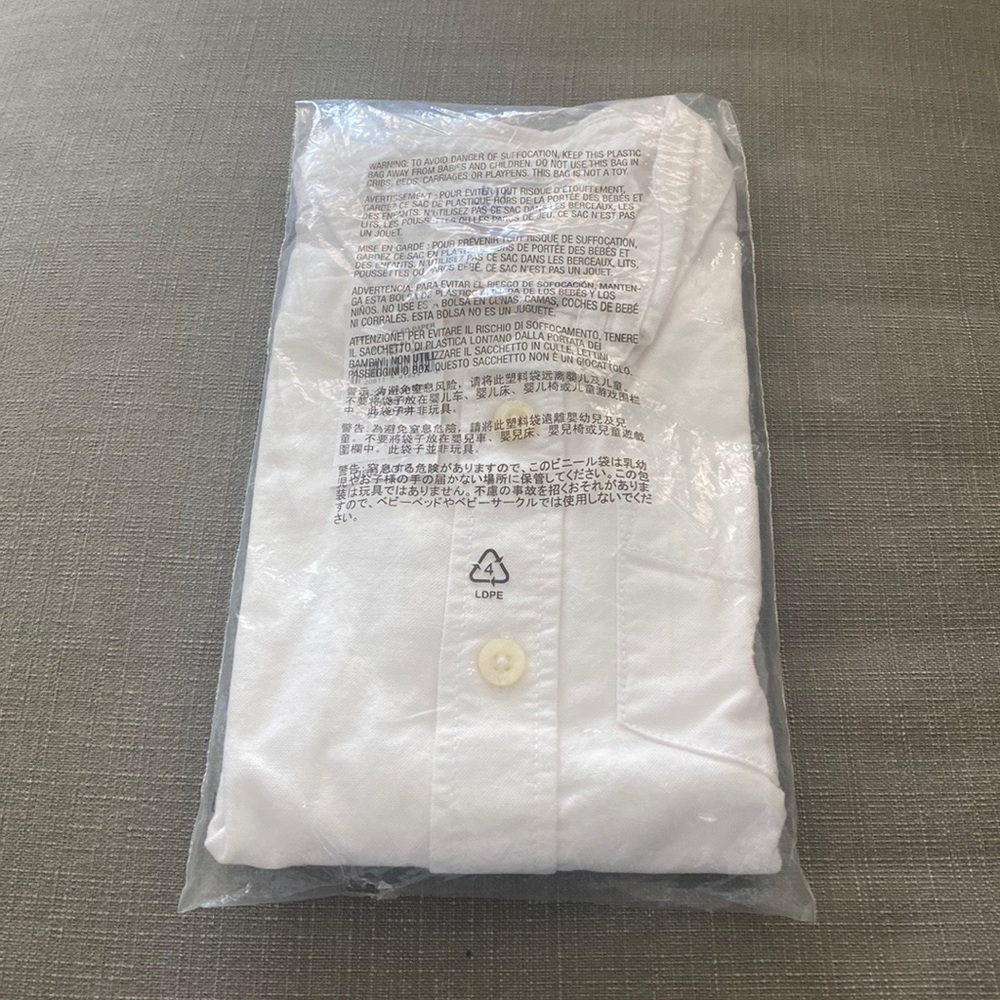 NEW WITH TAGS - Gap Toddler Oxford Button Up - Picture 6 of 7